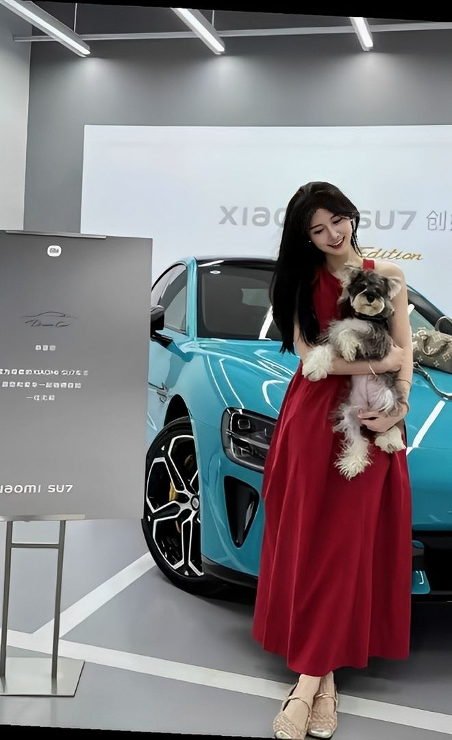 质量都这么高的吗？仙女也就长这样吧J9数字平台小米SU7的美女车主(图3)